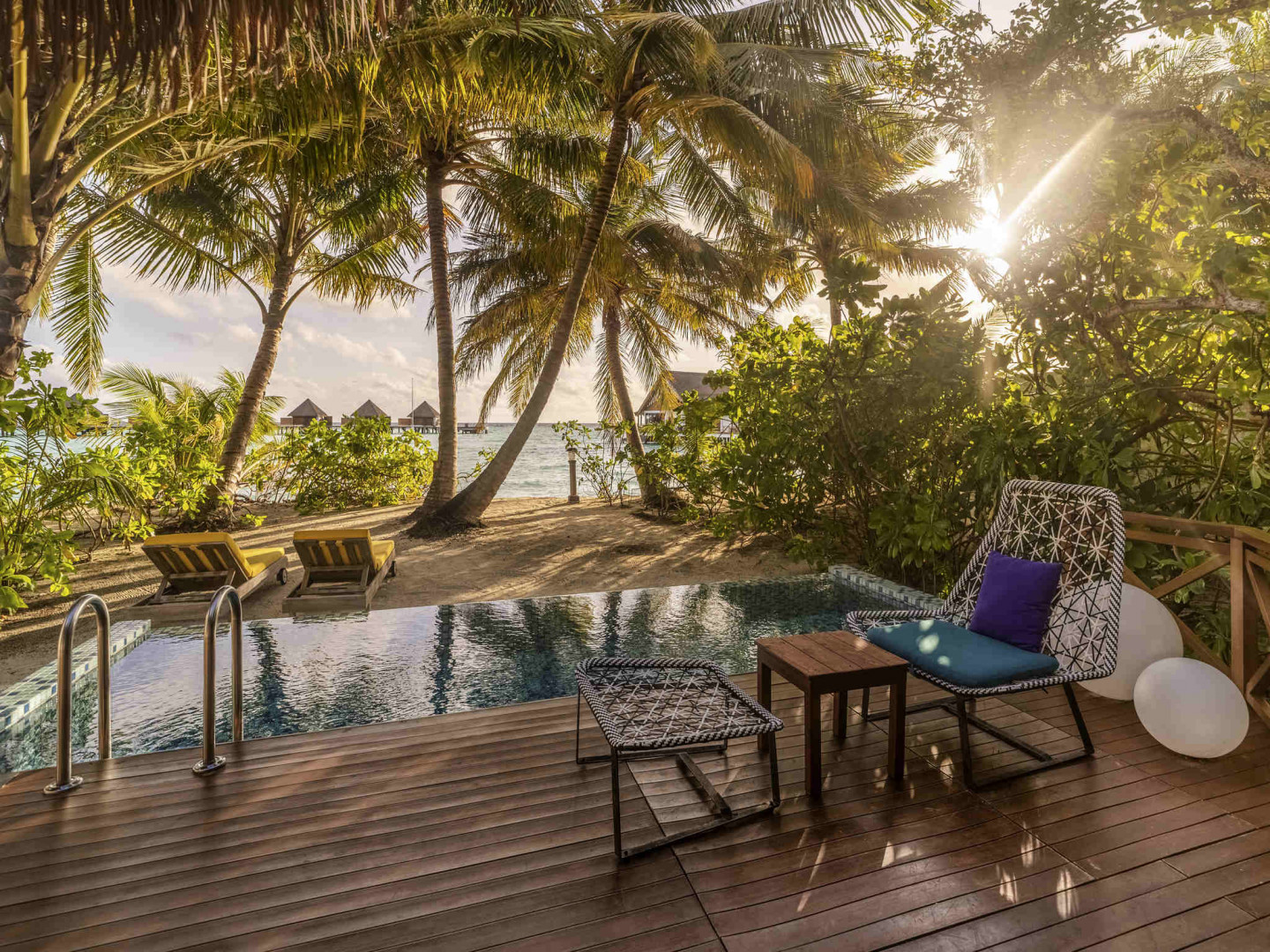 5D4N MALDIVES MERCURE KOODDOO RESORT Gallery Photo 5
