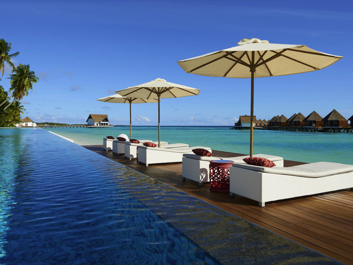 5D4N MALDIVES MERCURE KOODDOO RESORT Gallery Photo 11