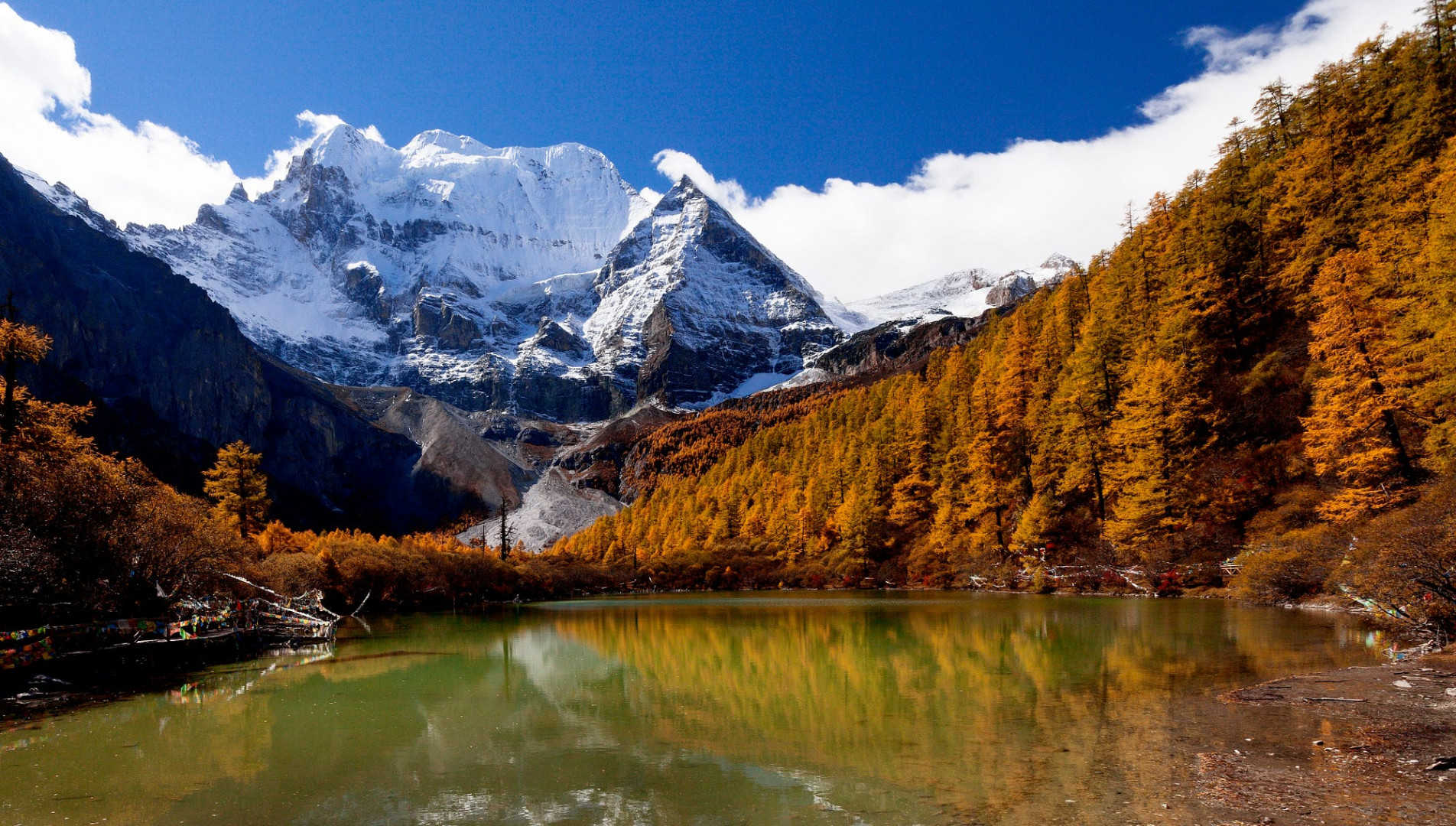 8/9D7N THE SOUL OF SHANGRI-LA ~ DAOCHENG YADING Gallery Photo 2