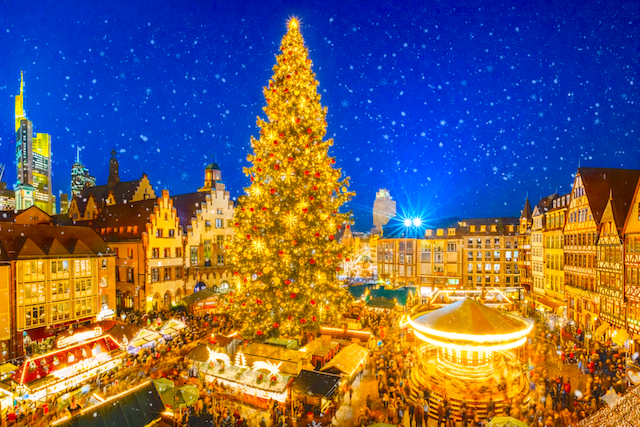 8D5N GERMANY WINTER CHRISTMAS MARKET