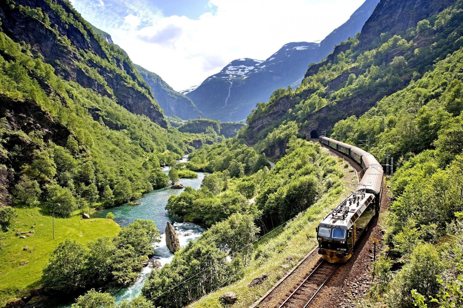 13D10N SCENIC SCANDINAVIA & ITS FJORD Gallery Photo 6