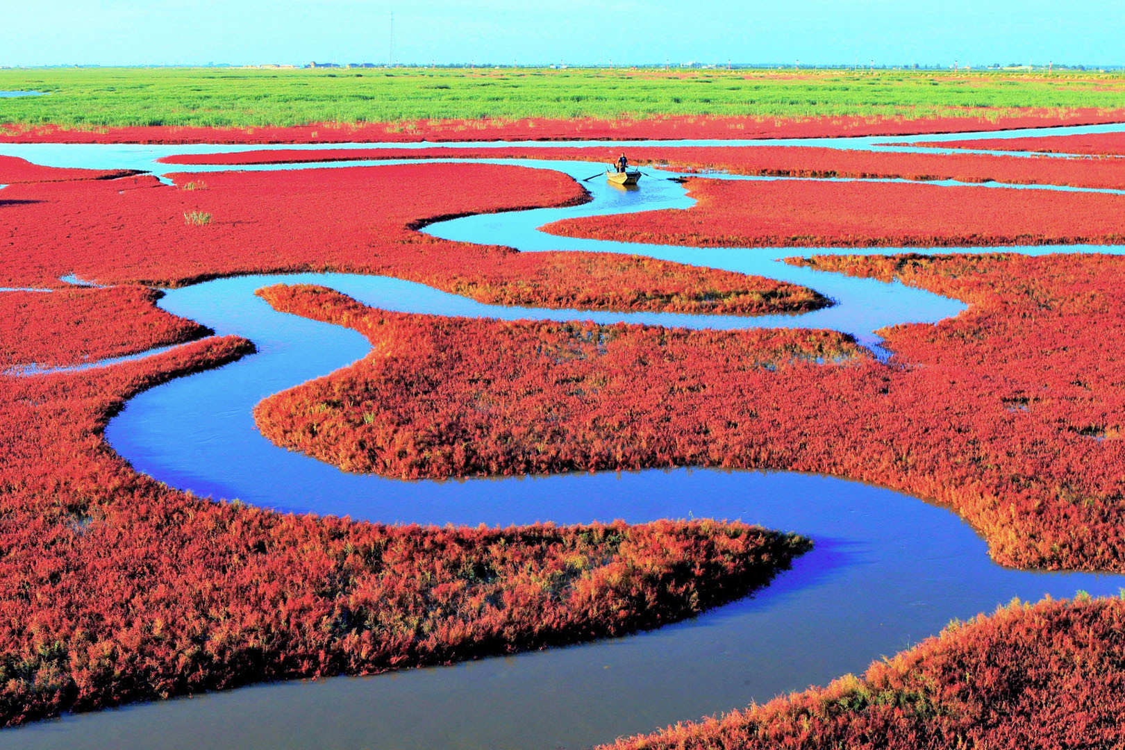 Parlo Tours 9D8N RED BEACH IN NORTHEAST CHINA Landing Photo